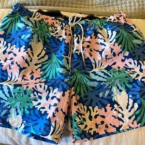 lands end men’s swim shorts. Never been worn.